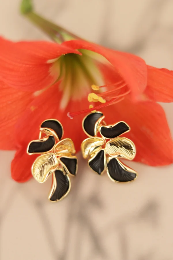 Midnight Petal Statement